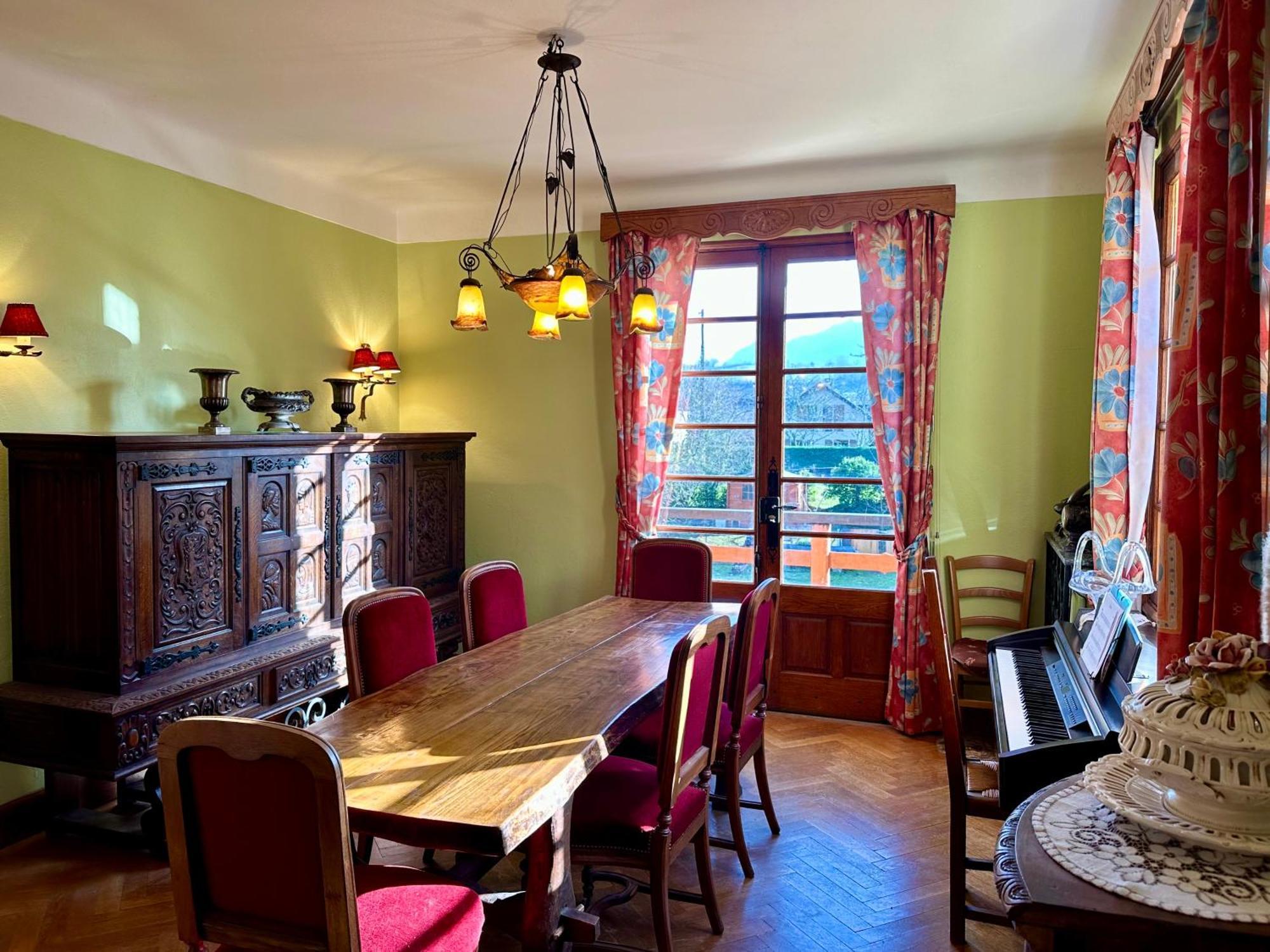 Chambre D'Hote Maison Vaquier 3 Yenne Exterior foto